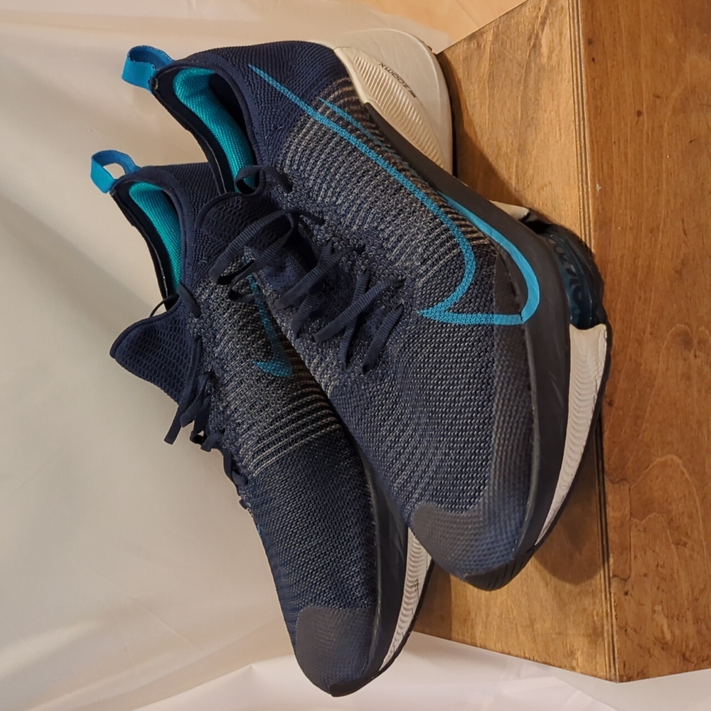 Nike Air Zoom Tempo Next%